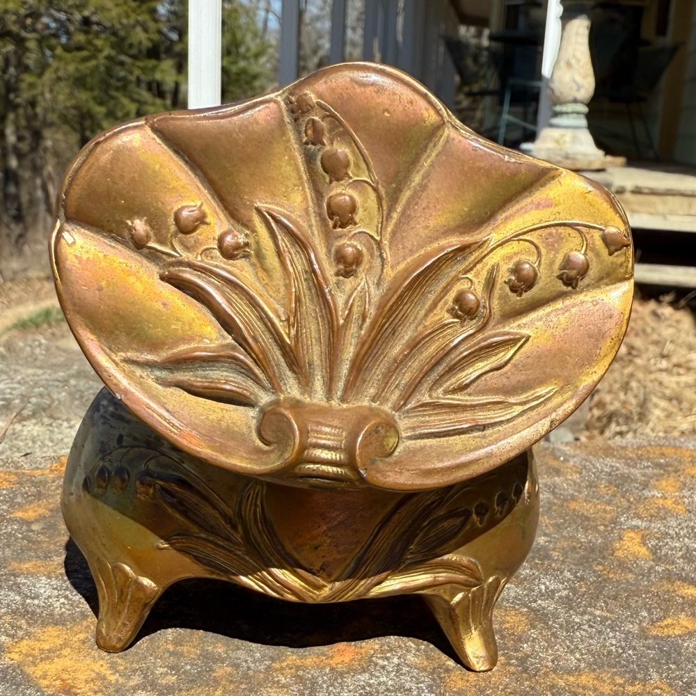 Vintage Art Nouveau Trinket‎ Box #15